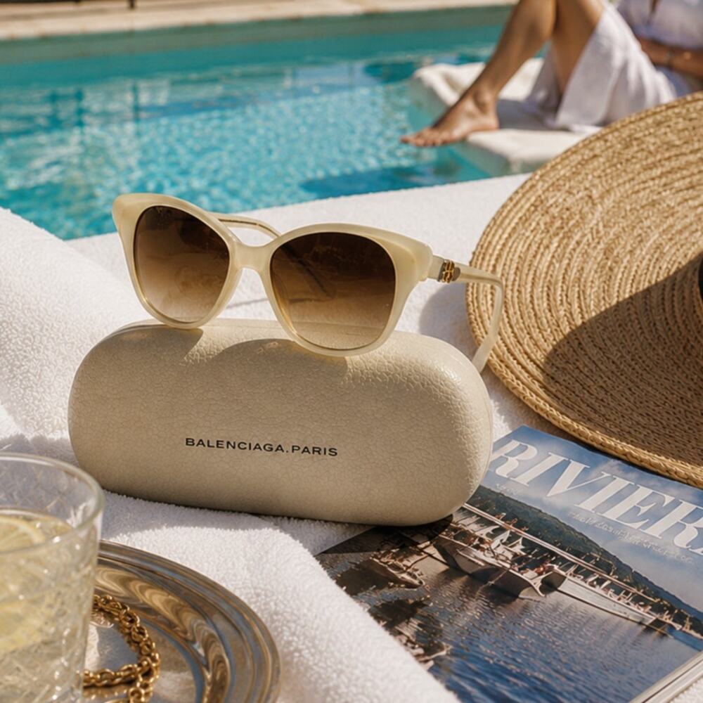 Balenciaga Ivory Cream Cat Eye Sunglasses BB Logo w/ Case resort chic minimalist